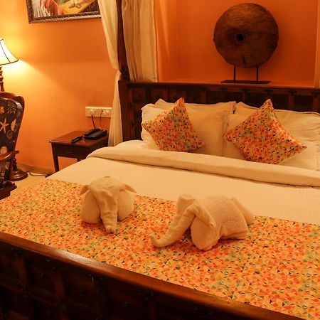 Surya Kiran Heritage Hotel Панаджи Экстерьер фото