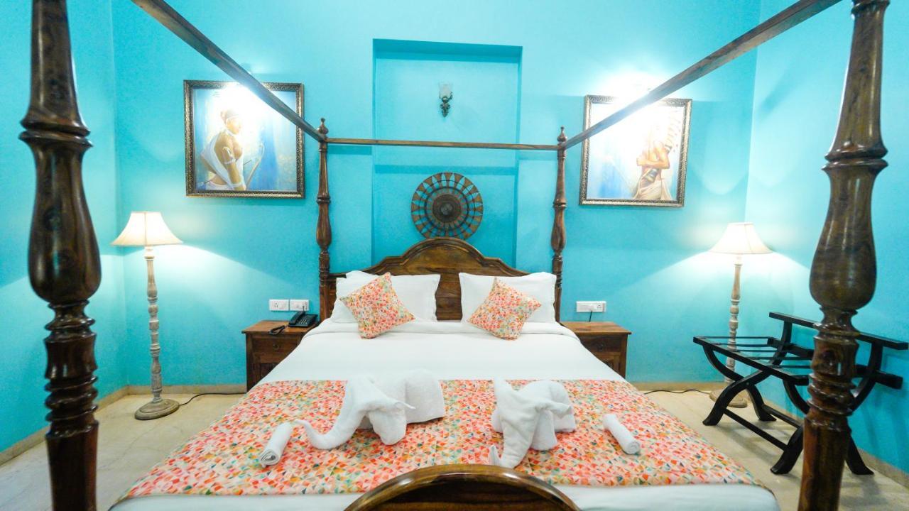 Surya Kiran Heritage Hotel Панаджи Экстерьер фото