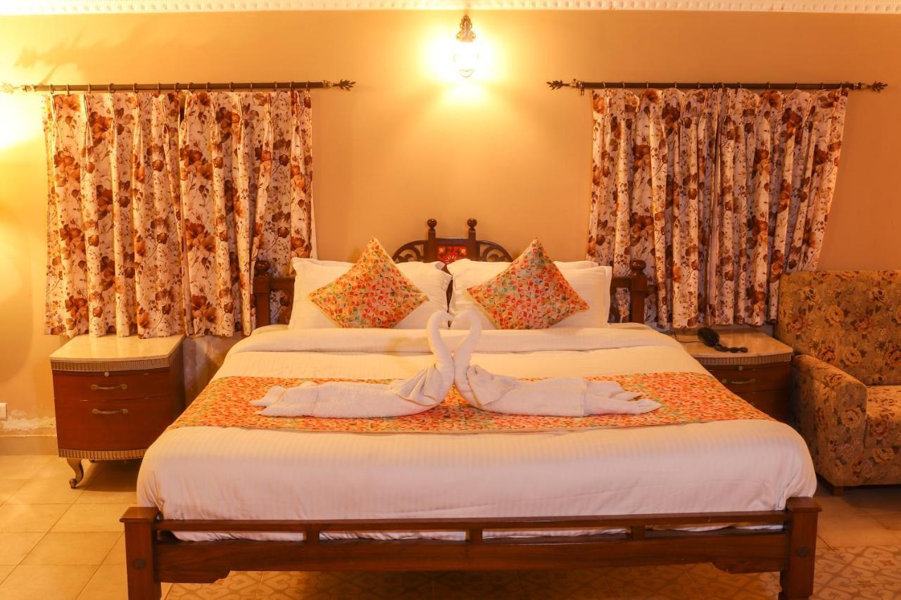 Surya Kiran Heritage Hotel Панаджи Экстерьер фото