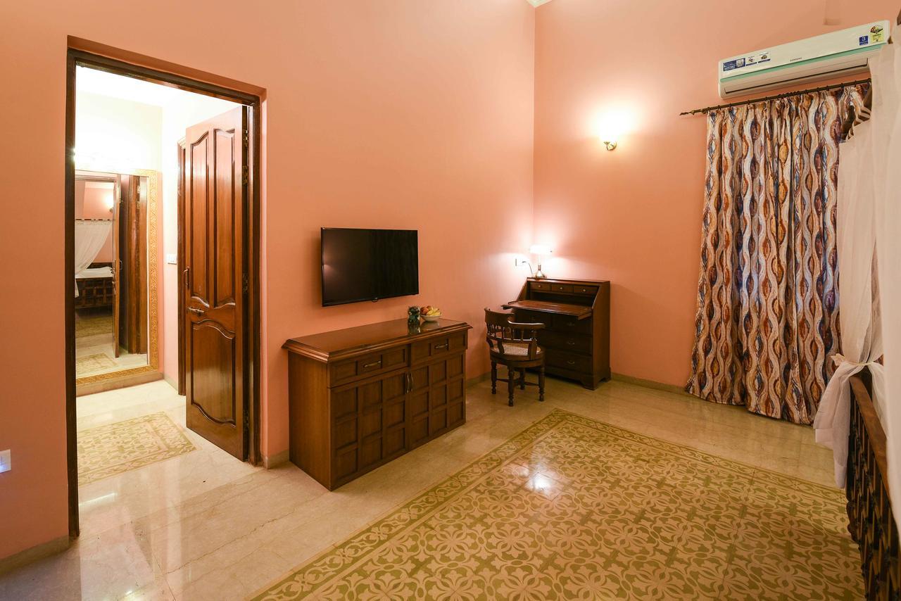 Surya Kiran Heritage Hotel Панаджи Экстерьер фото